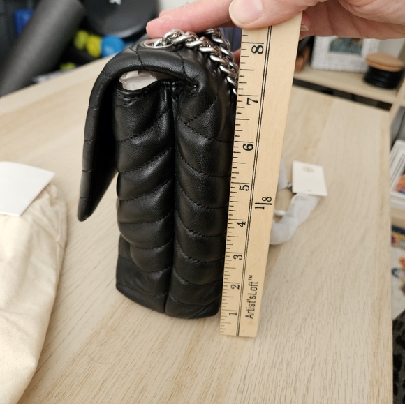 Tory Burch Black Kira Chevron Convertible Shoulder Bag - Picture 6 of 12